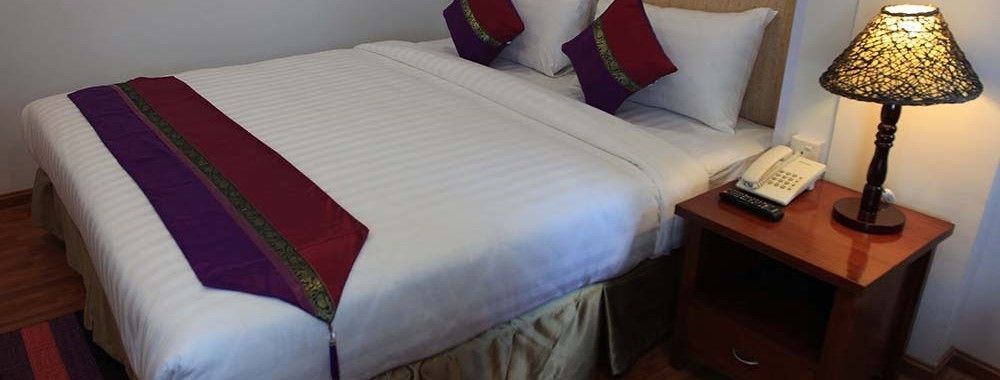 Hotel K Янгон Екстер'єр фото