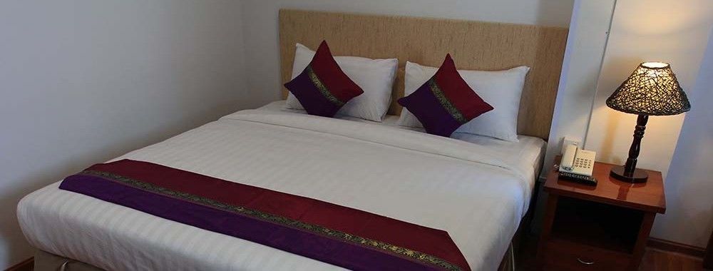 Hotel K Янгон Екстер'єр фото