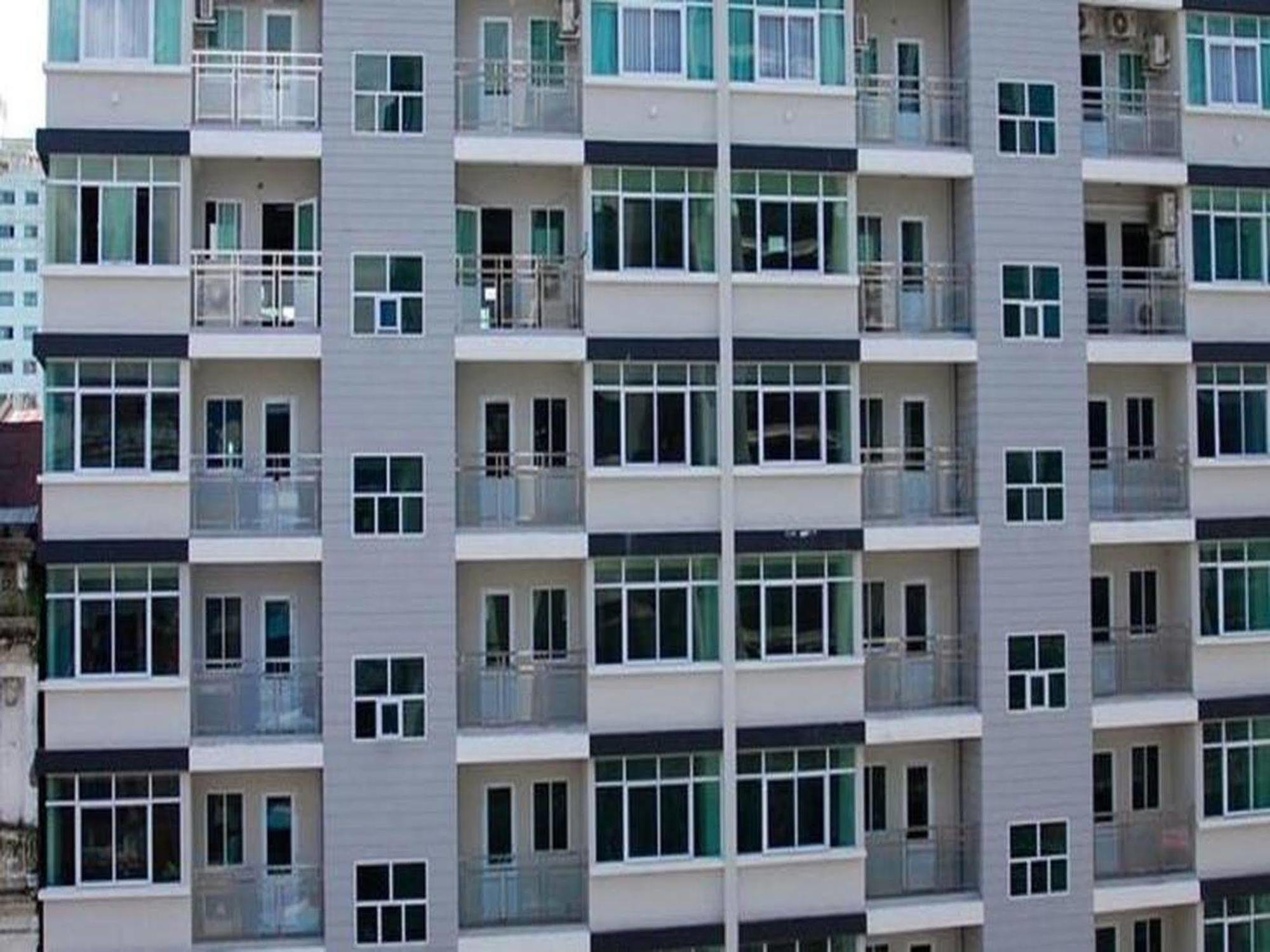 Hotel K Янгон Екстер'єр фото